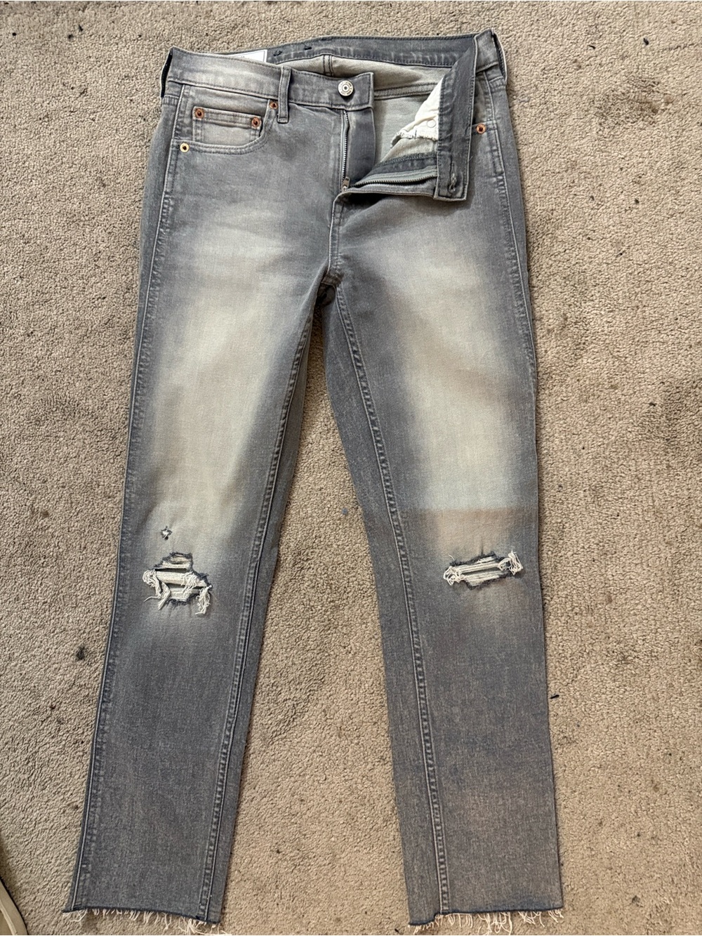 GAP Women's Faded Gray Skinny Jeans with Knee Rips